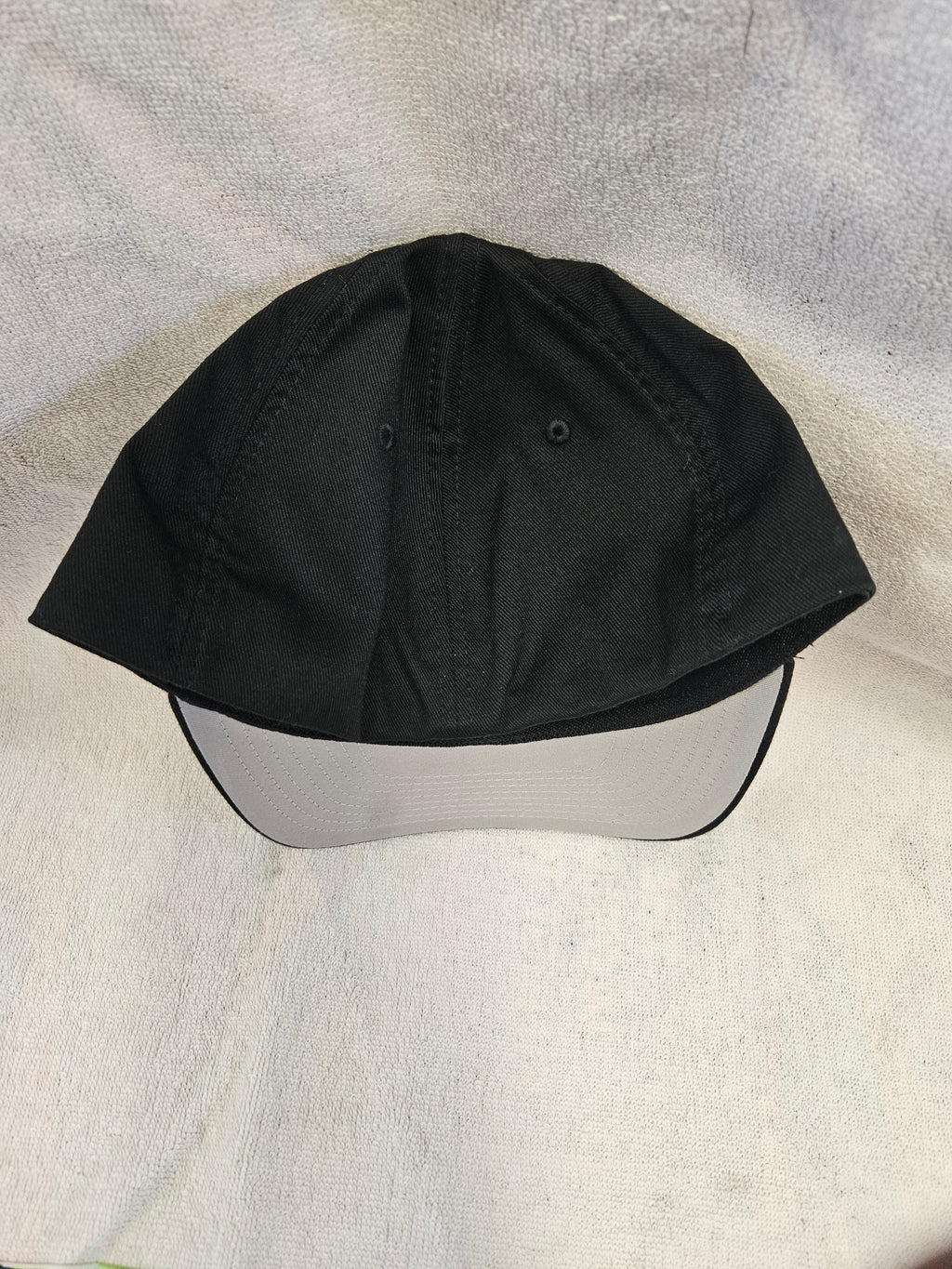 SUMMER FLEX FIT LRG-XL small logo